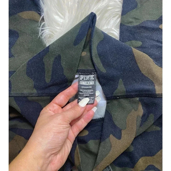 PINK Camouflage Leggings - Picture 4 of 5